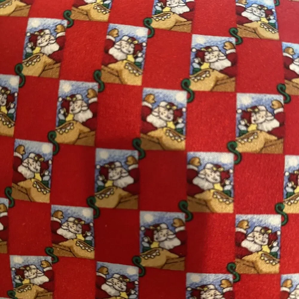 Christmas Tie Red Santa 100% Silk Hallmark Design‎ Collection Holiday